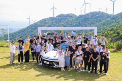 跨越十月的用户联结：2025北京现代N L